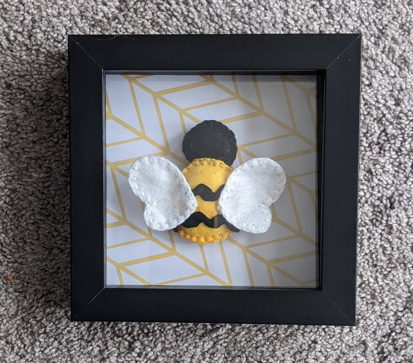 Mis BEE-Having